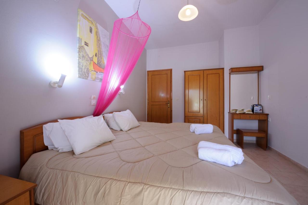 Elias & Vasili House Hotel Agios Georgios Pagon Buitenkant foto