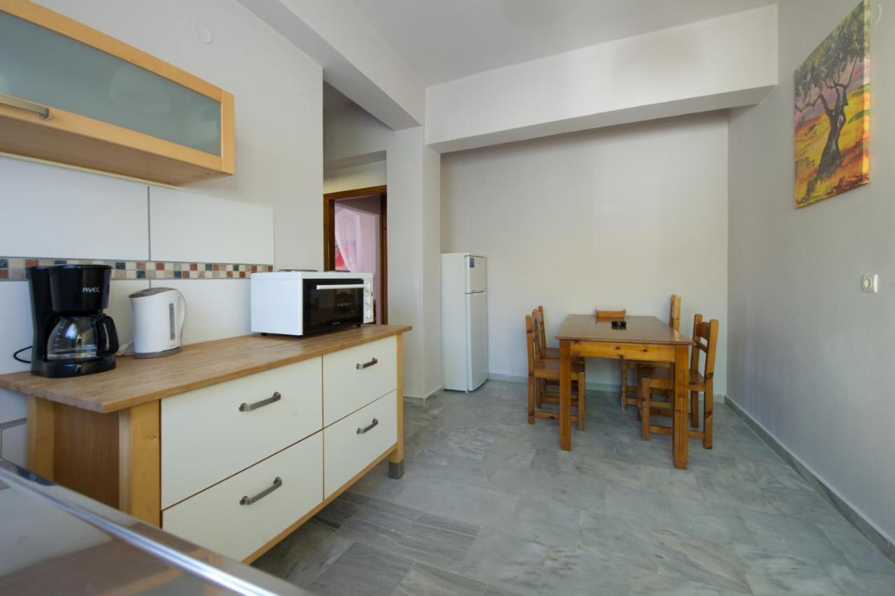 Elias & Vasili House Hotel Agios Georgios Pagon Buitenkant foto