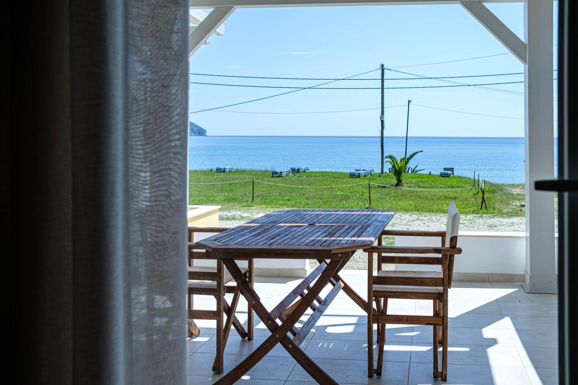 Elias & Vasili House Hotel Agios Georgios Pagon Buitenkant foto